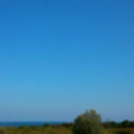 T3 Bord De - Vue A 500 M De La Plage- Piscine Chauffee A Casetta Di A Ferienhaus Cervione