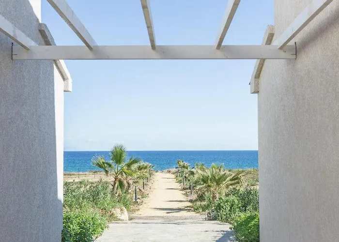 T3 Bord De - Vue A 500 M De La Plage- Piscine Chauffee A Casetta Di A *