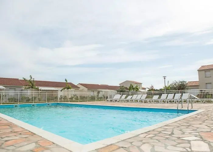 T3 Bord De - Vue à 500 M De La Plage- Piscine Chauffée A Casetta Di A Сasa de vacaciones *