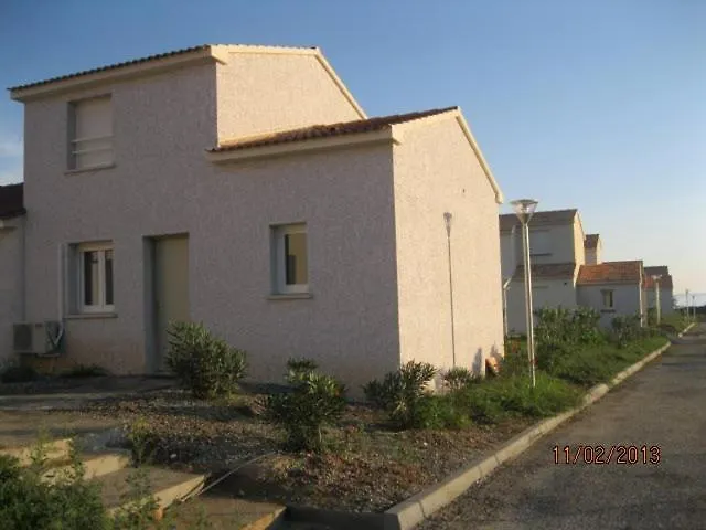T3 Bord De - Vue à 500 M De La Plage- Piscine Chauffée A Casetta Di A Cervione