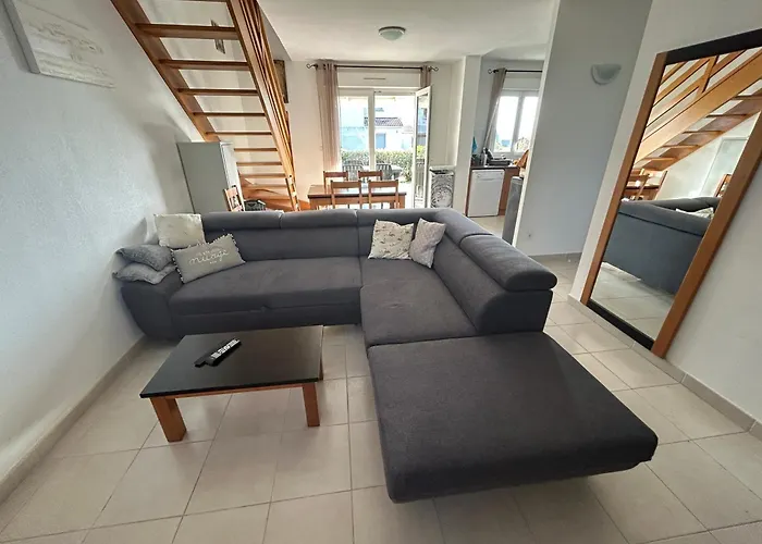 T3 Bord De - Vue A 500 M De La Plage- Piscine Chauffee A Casetta Di A *